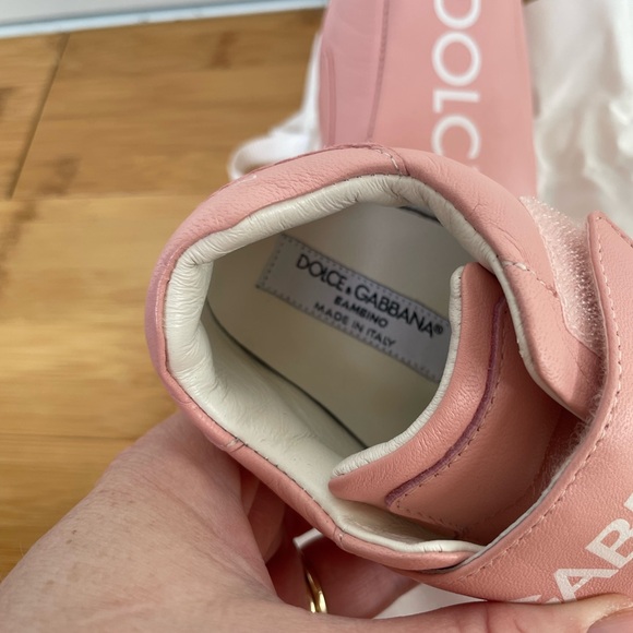 Dolce & Gabbana Bambino Pink Walker Shoes—size 20 - Picture 2 of 2